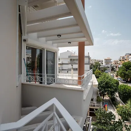 J425 2br Coastal Retreat Close To Everything! * Athens
