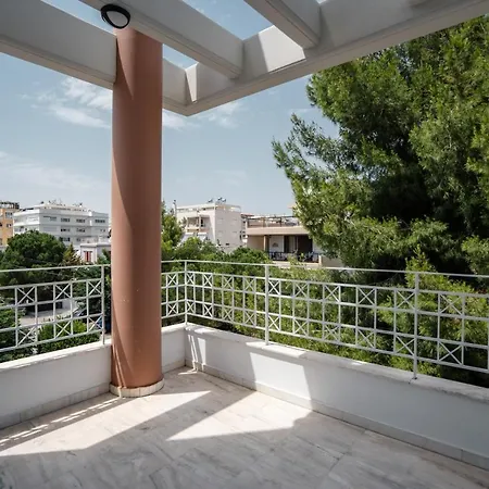 J425 2br Coastal Retreat Close To Everything! * Athens